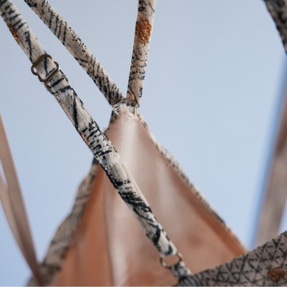 LULU’s Patterned Strappy Dress - Picture 5 of 9